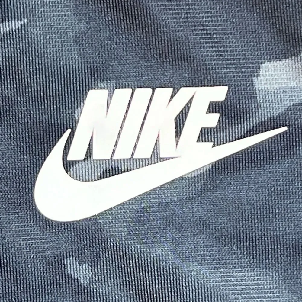 Nike Baby Boys Kids Long Sleeve Camo Logo Zip Up Jacket. 12 Months.